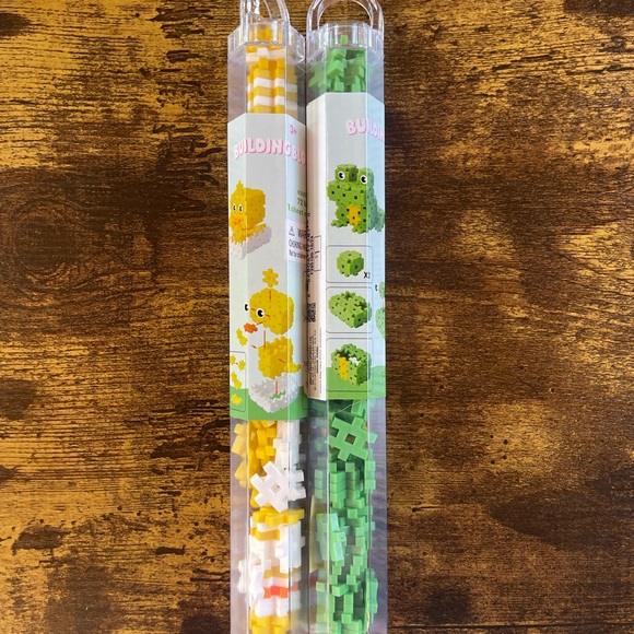 Chick and Frog Colorful Building Blocks Set of Two - Picture 6 of 6